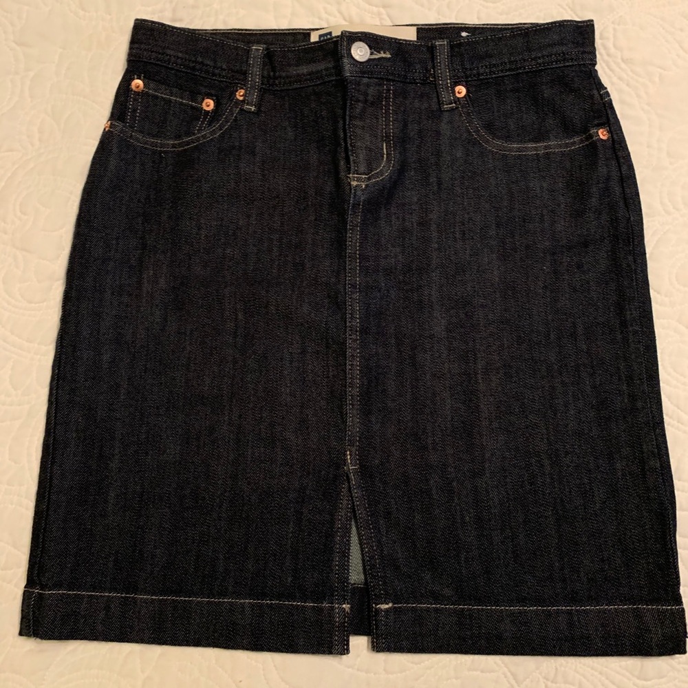 Women’s Denim skirt size 2